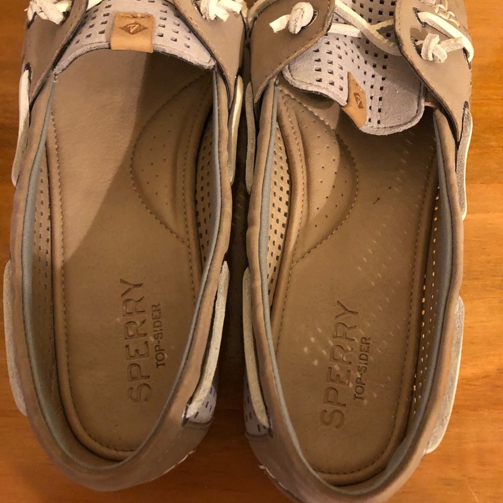 Tan Sperry’s - Picture 5 of 5